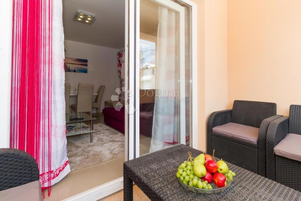 Hiša Vodice, Centar, 300m2