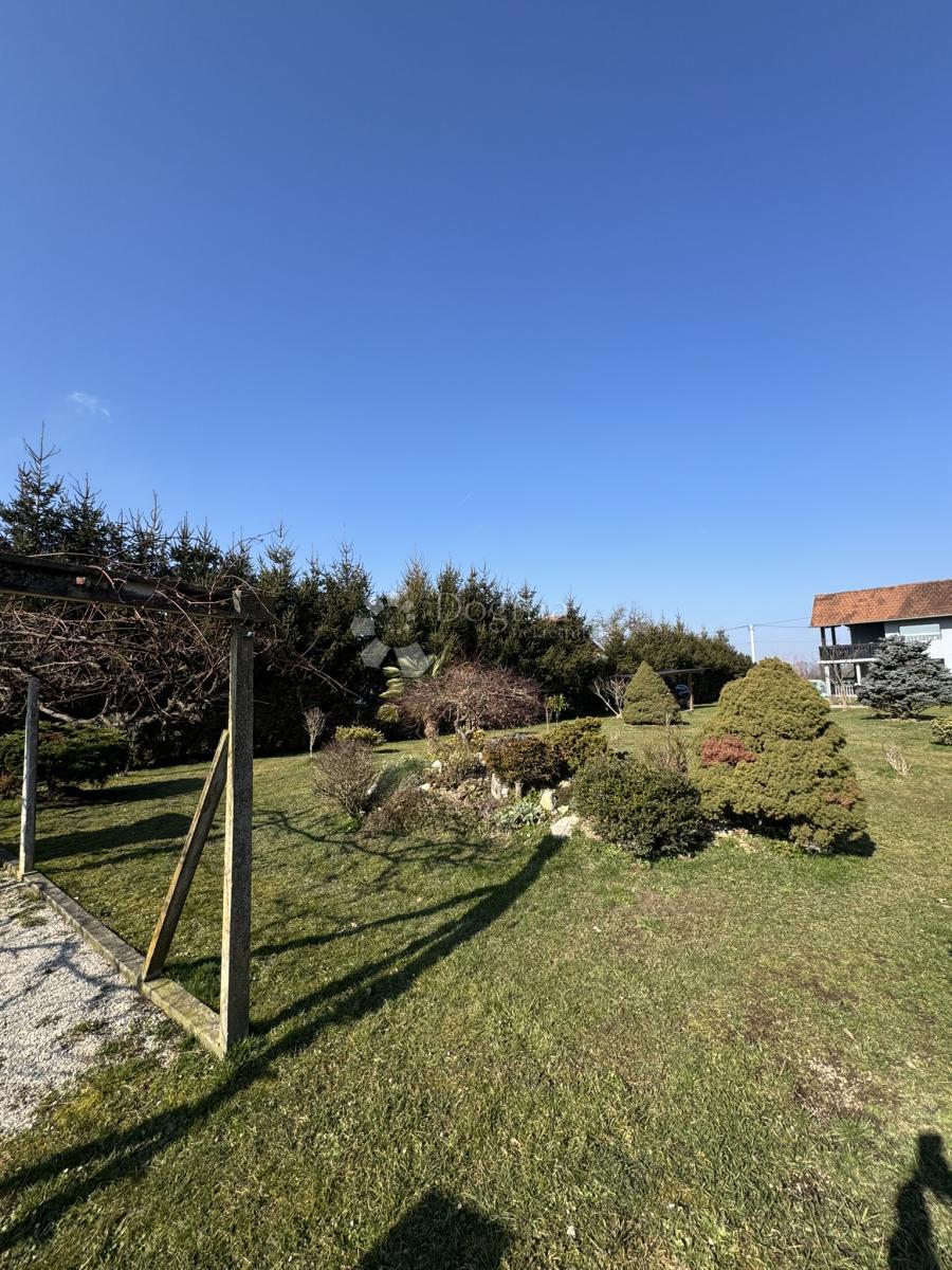 Hiša Konak, Vrbovec, 240m2