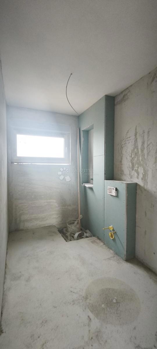 Stanovanje Povljana, 82,90m2