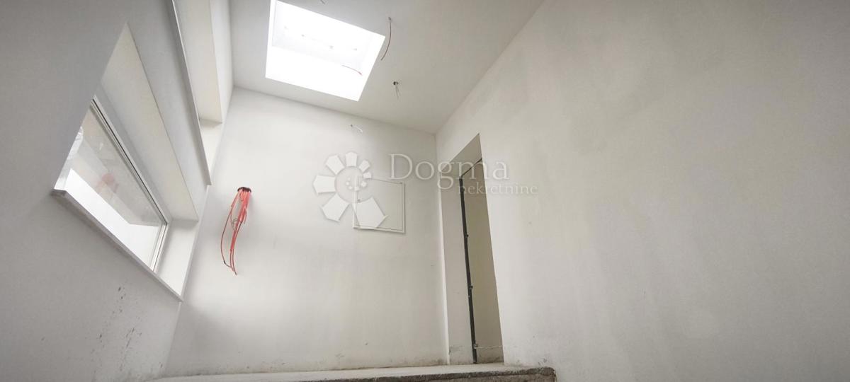 Stanovanje Povljana, 82,90m2