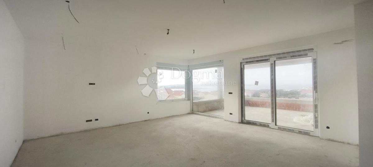 Stanovanje Povljana, 82,90m2