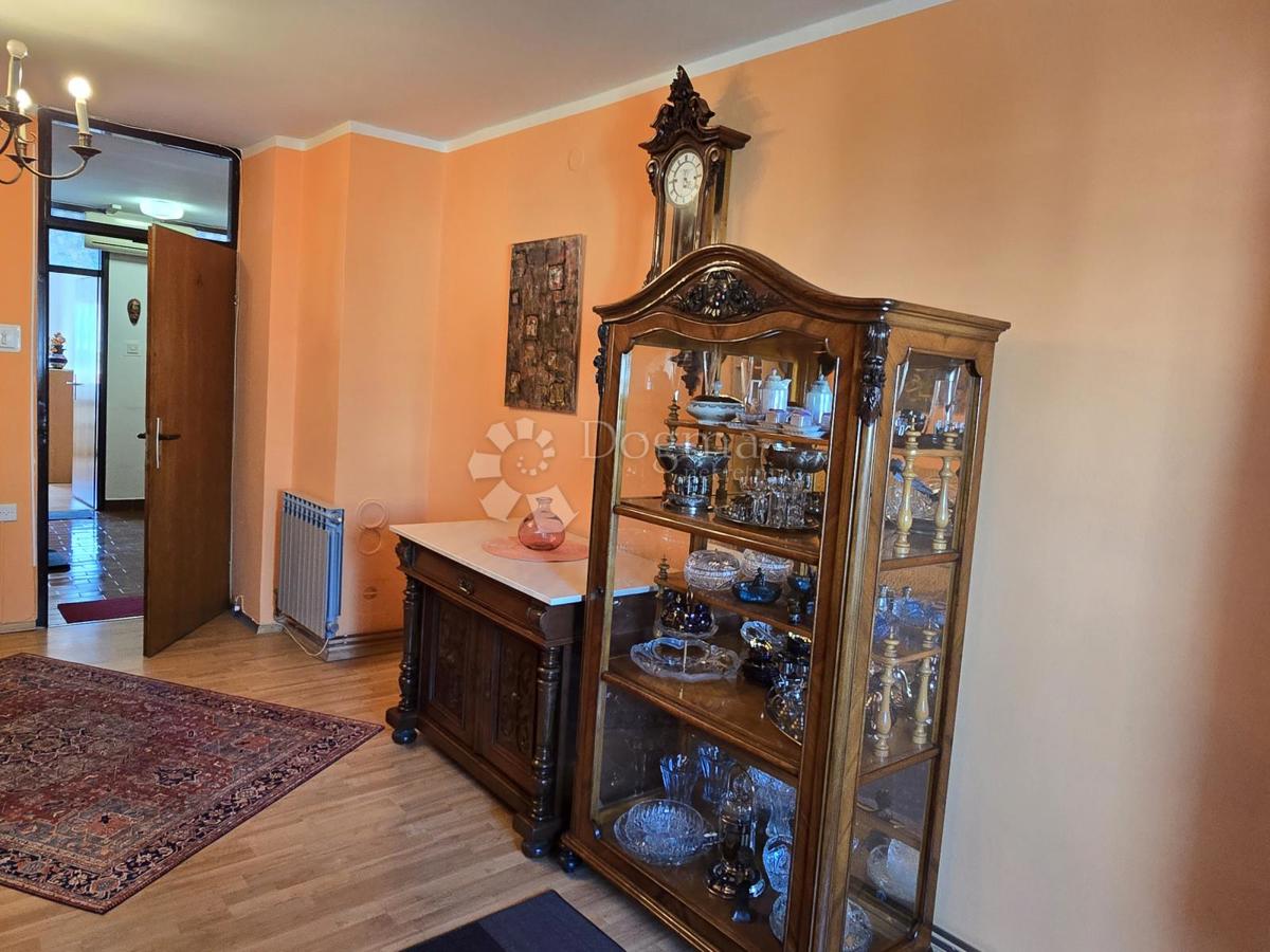 Stanovanje Centar, Varaždin, 76,30m2