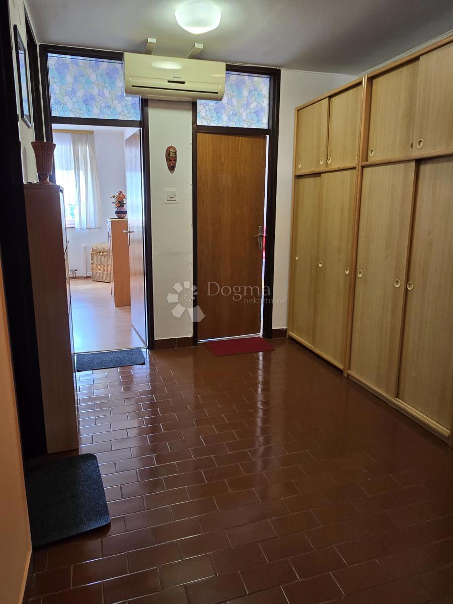 Stanovanje Centar, Varaždin, 76,30m2