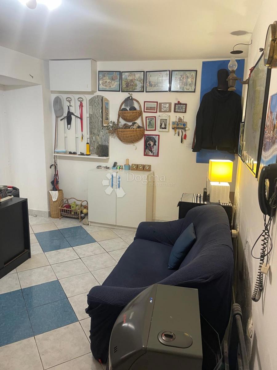 Hiša Tribunj, 78m2