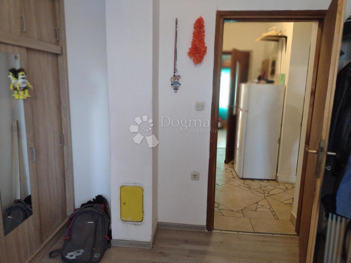 Hiša Donja Čemernica, Topusko, 100m2