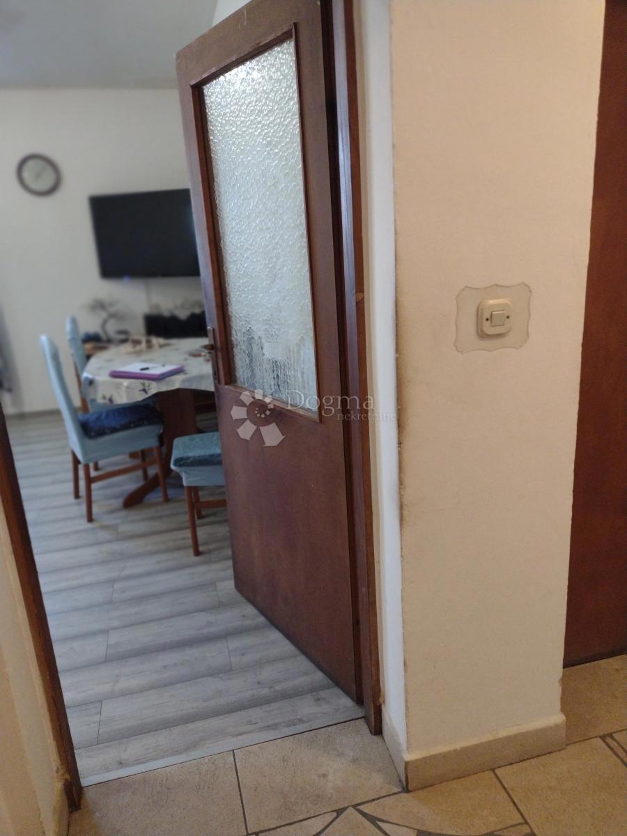 Hiša Donja Čemernica, Topusko, 100m2