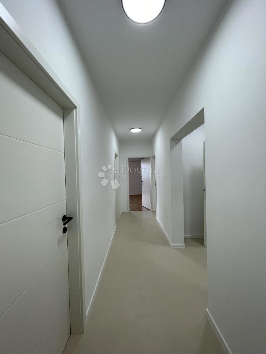 Stanovanje Krimeja, Rijeka, 67,22m2