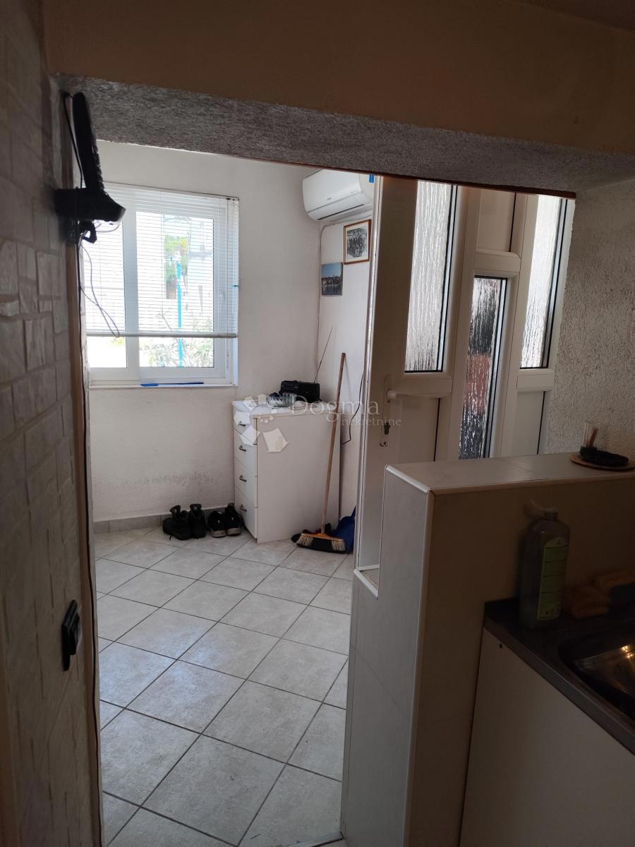 Hiša Prvić Luka, Vodice, 60m2