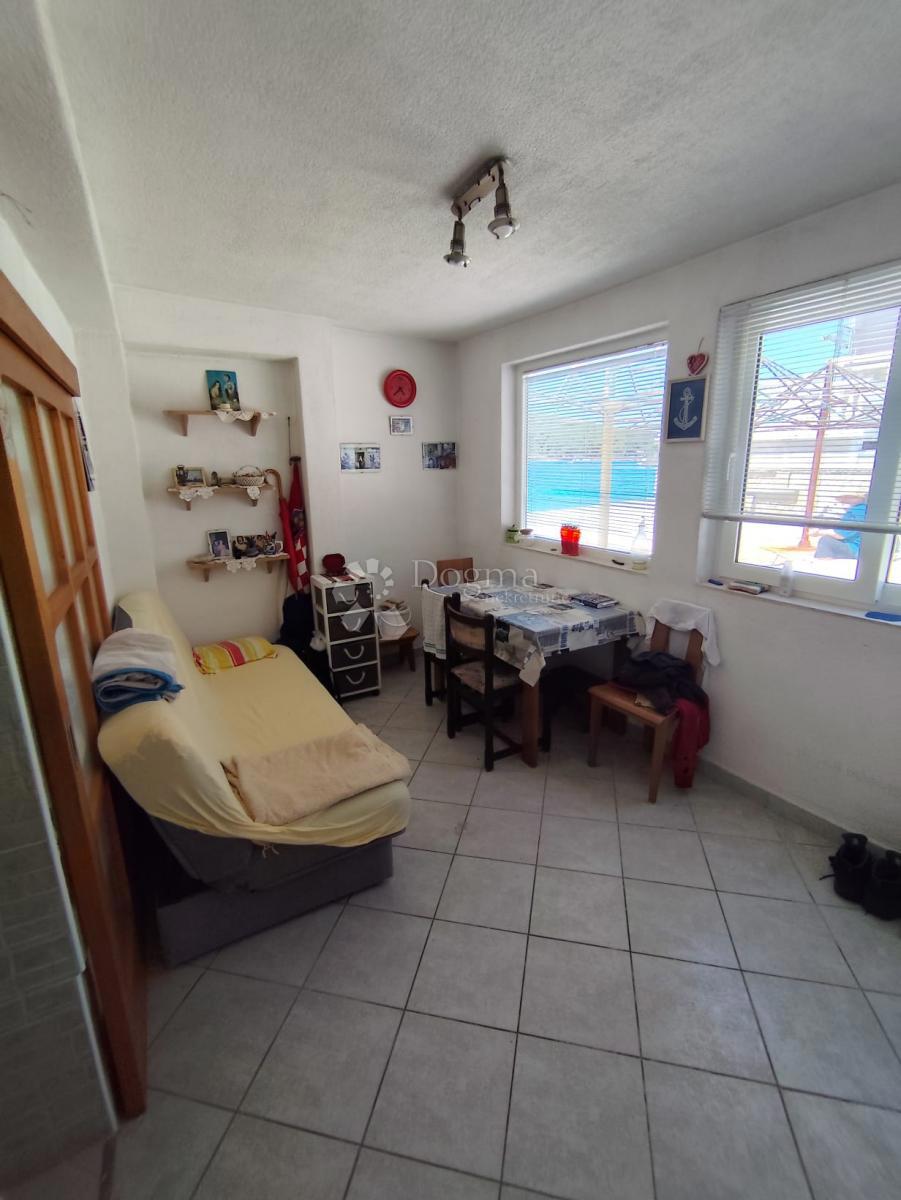 Hiša Prvić Luka, Vodice, 60m2
