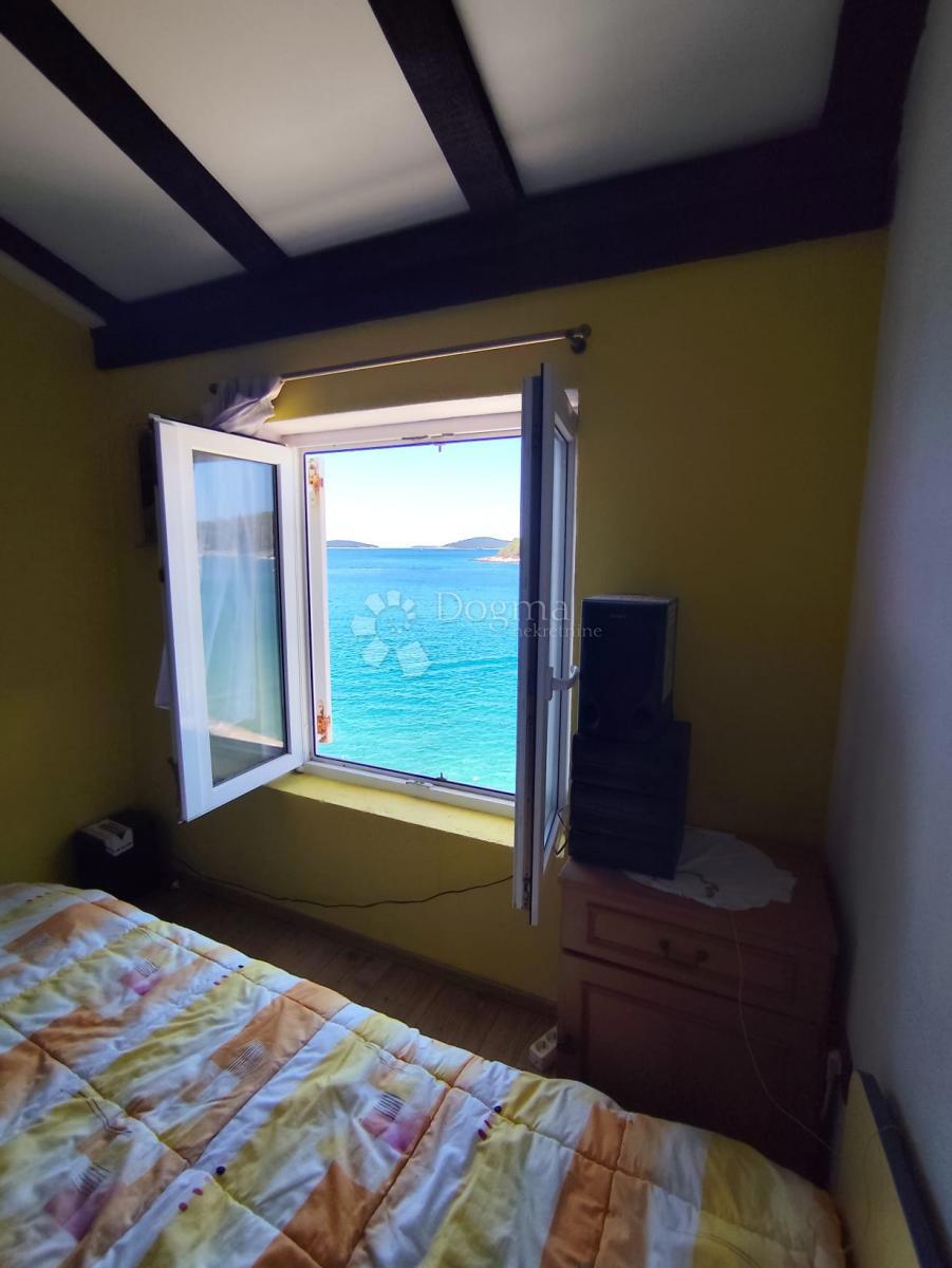 Hiša Prvić Luka, Vodice, 60m2