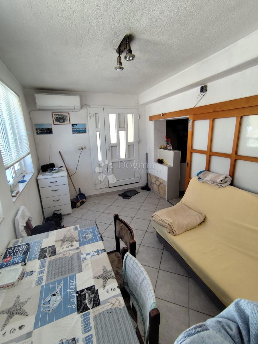 Hiša Prvić Luka, Vodice, 60m2