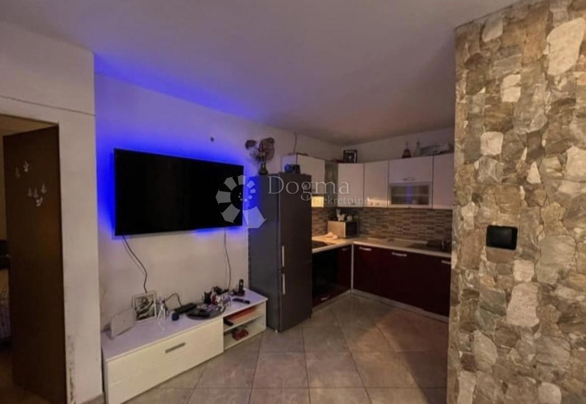 Stanovanje Drenova, Rijeka, 55m2
