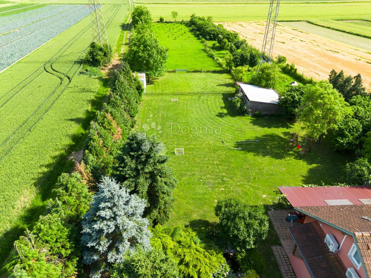 Poslovni prostor Hallers, Varaždin, 250m2