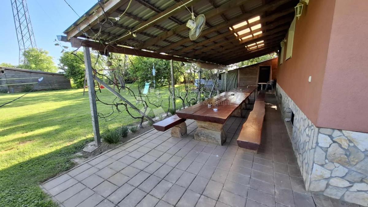 Poslovni prostor Hallers, Varaždin, 250m2