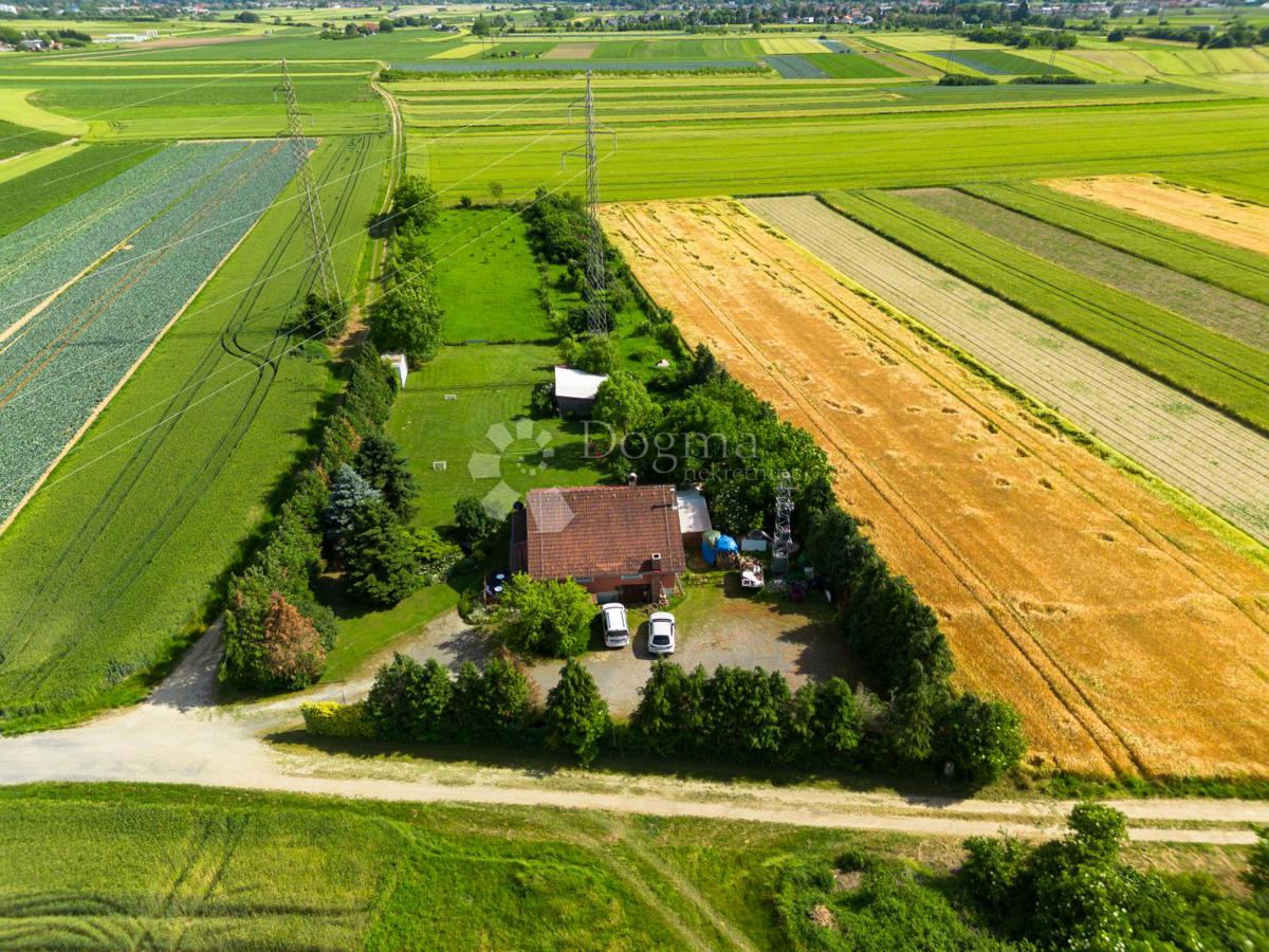 Poslovni prostor Hallers, Varaždin, 250m2