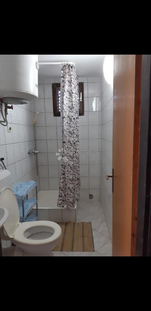 Hiša Cesarica, Karlobag, 105m2