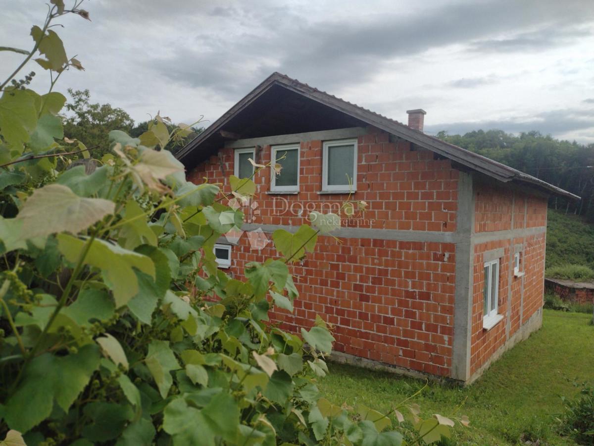Hiša Tušilović, Karlovac - Okolica, 100m2