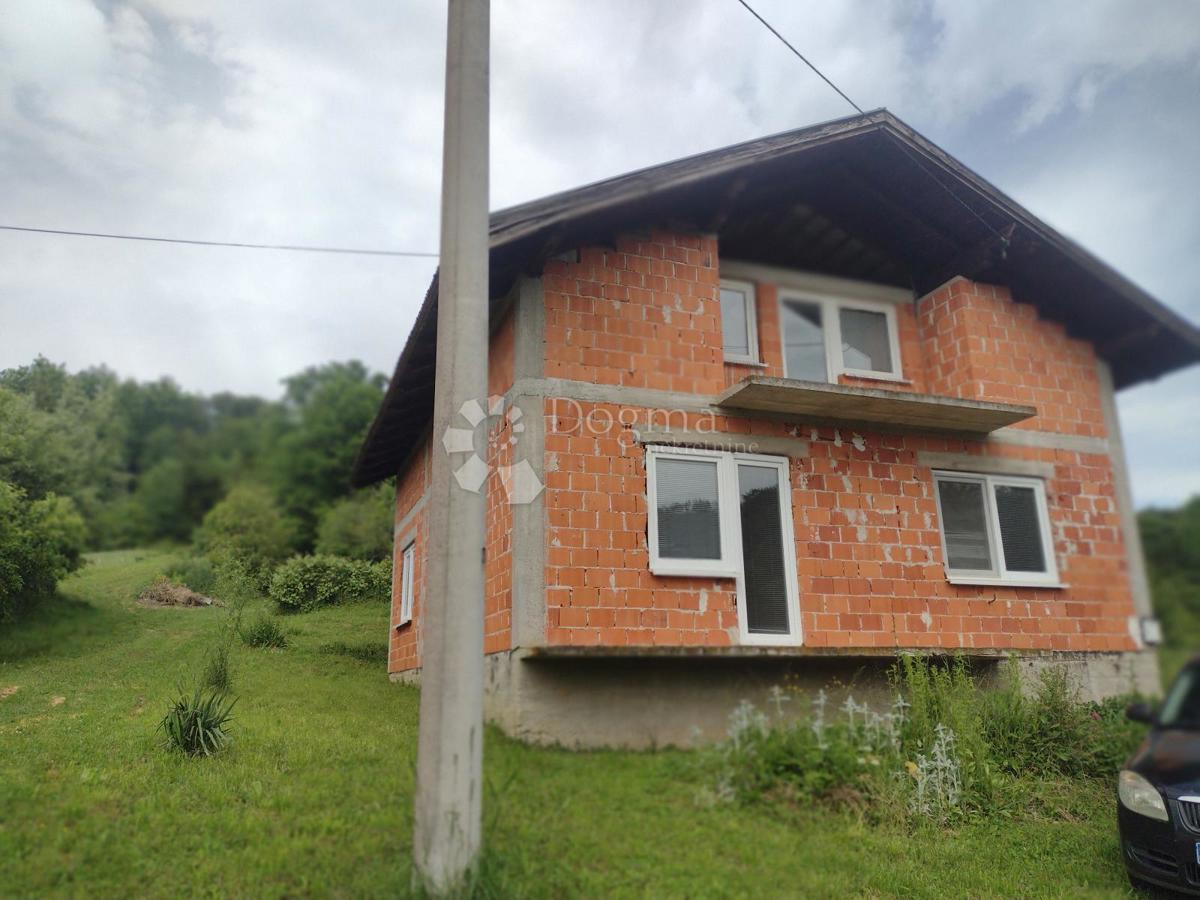 Hiša Tušilović, Karlovac - Okolica, 100m2