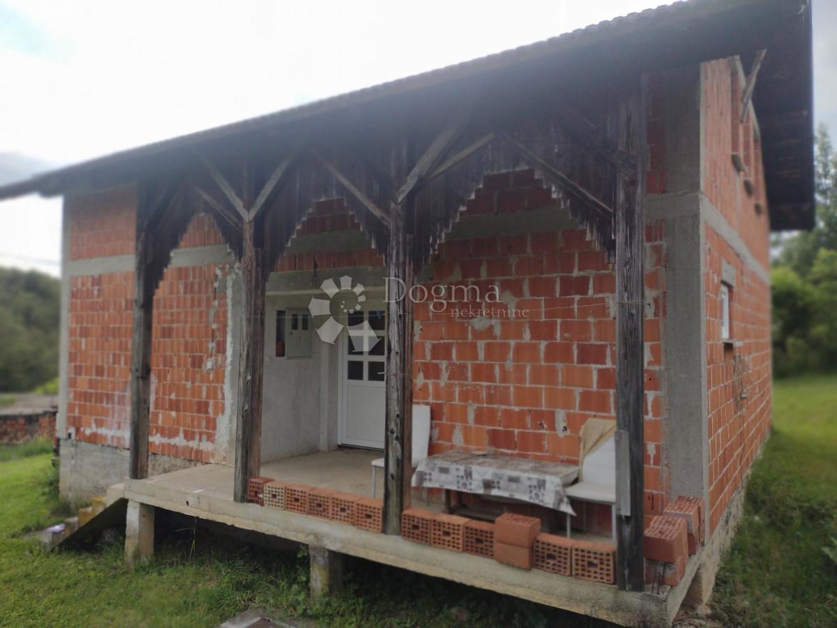 Hiša Tušilović, Karlovac - Okolica, 100m2