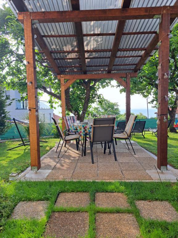 Hiša Ičići, Opatija - Okolica, 220m2