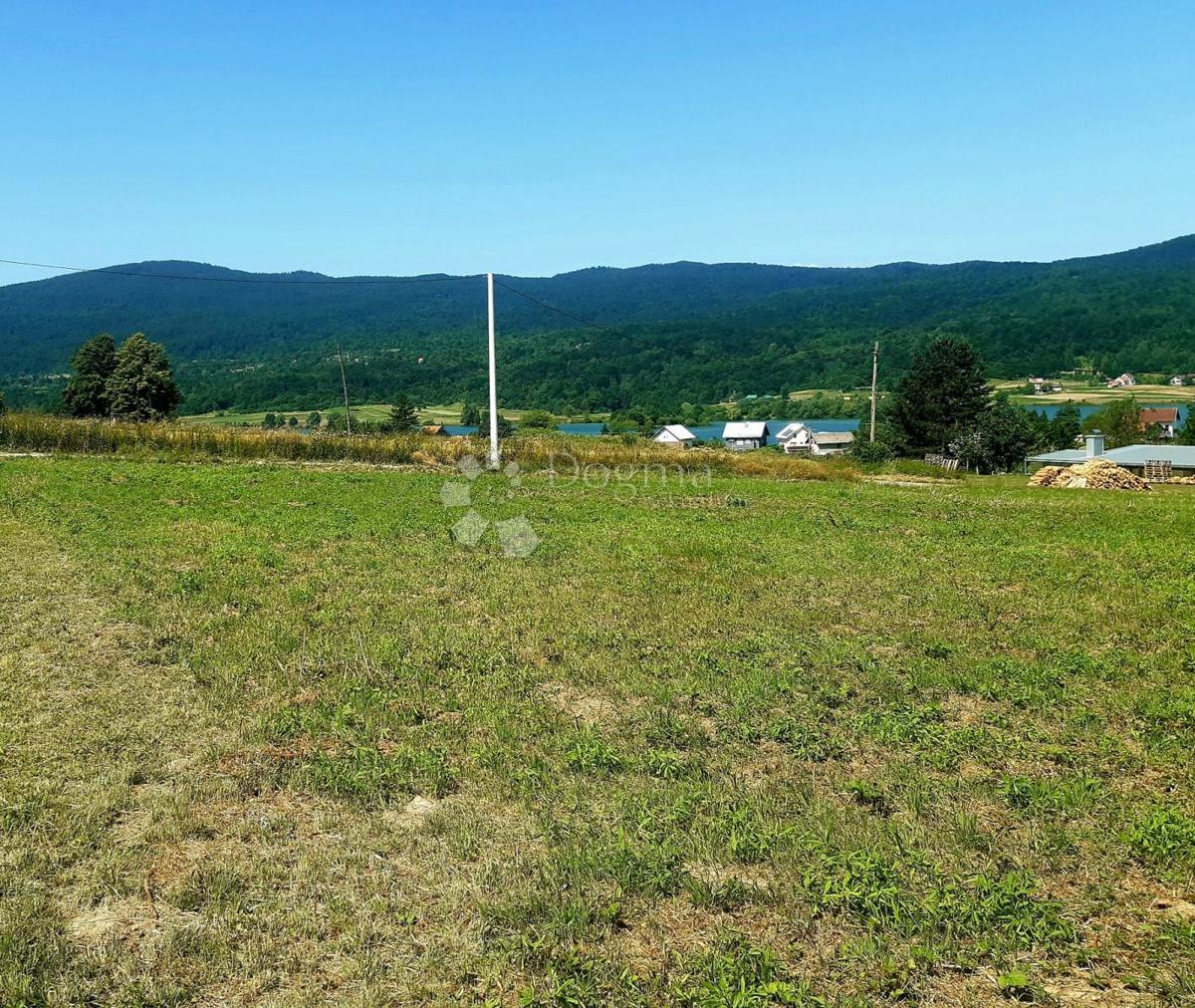 Zazidljivo zemljišče Ogulin, 1.021m2