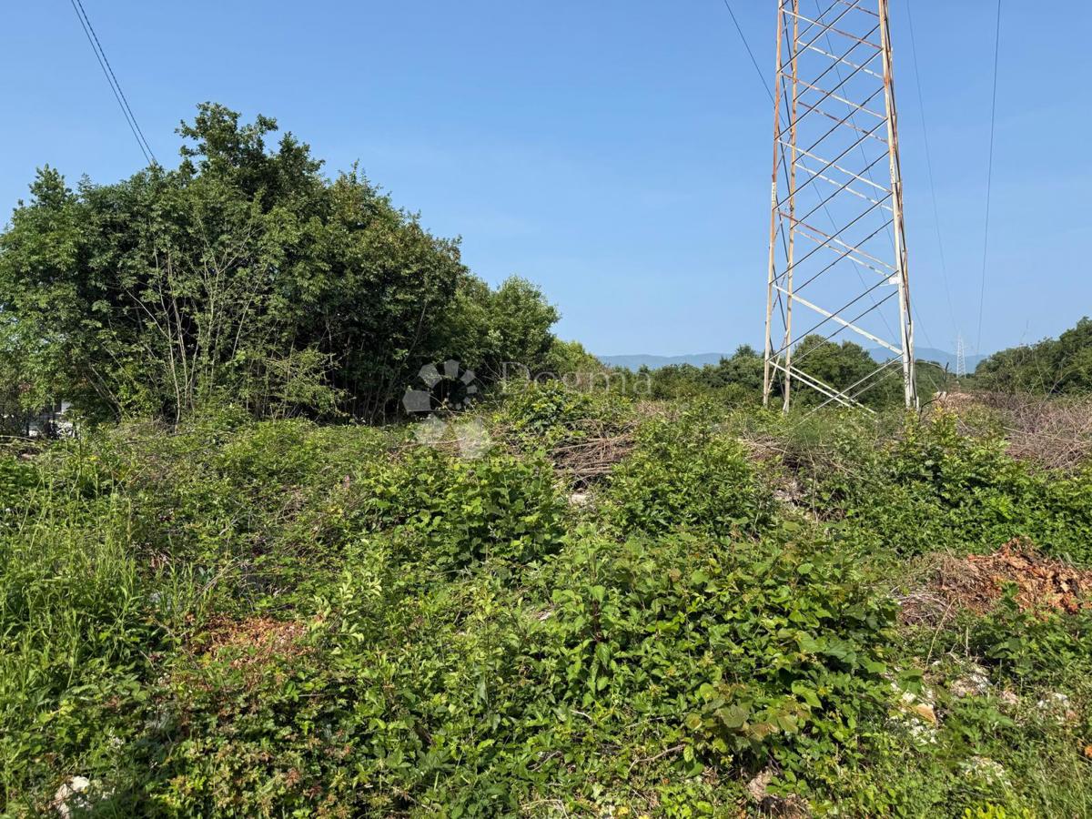 Zazidljivo zemljišče Tuhtani, Kastav, 2.223m2