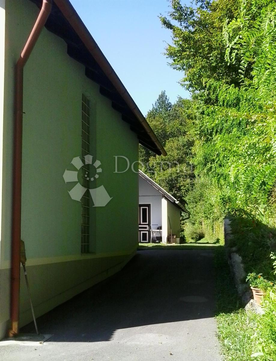 Hiša Jazbina Cvetlinska, Bednja, 204m2