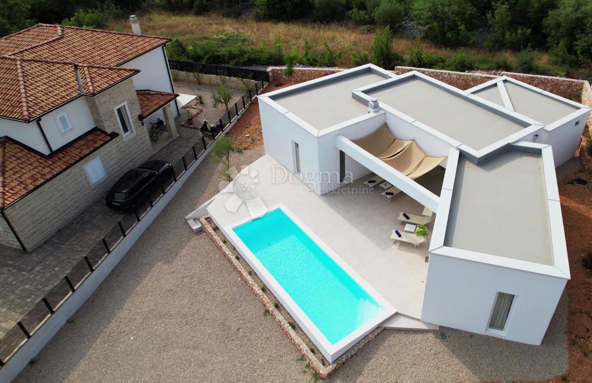 Hiša Linardići, Krk, 135m2