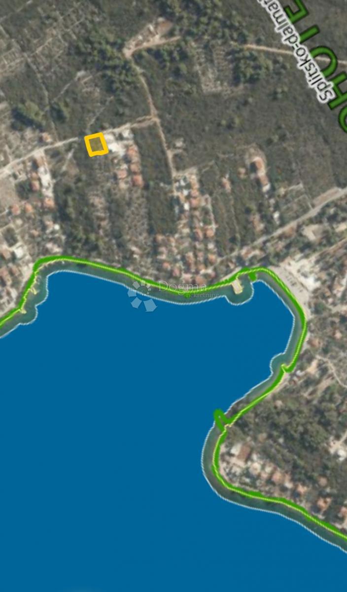 Atraktivno gradbeno zemljišče 848m2 - Šolta