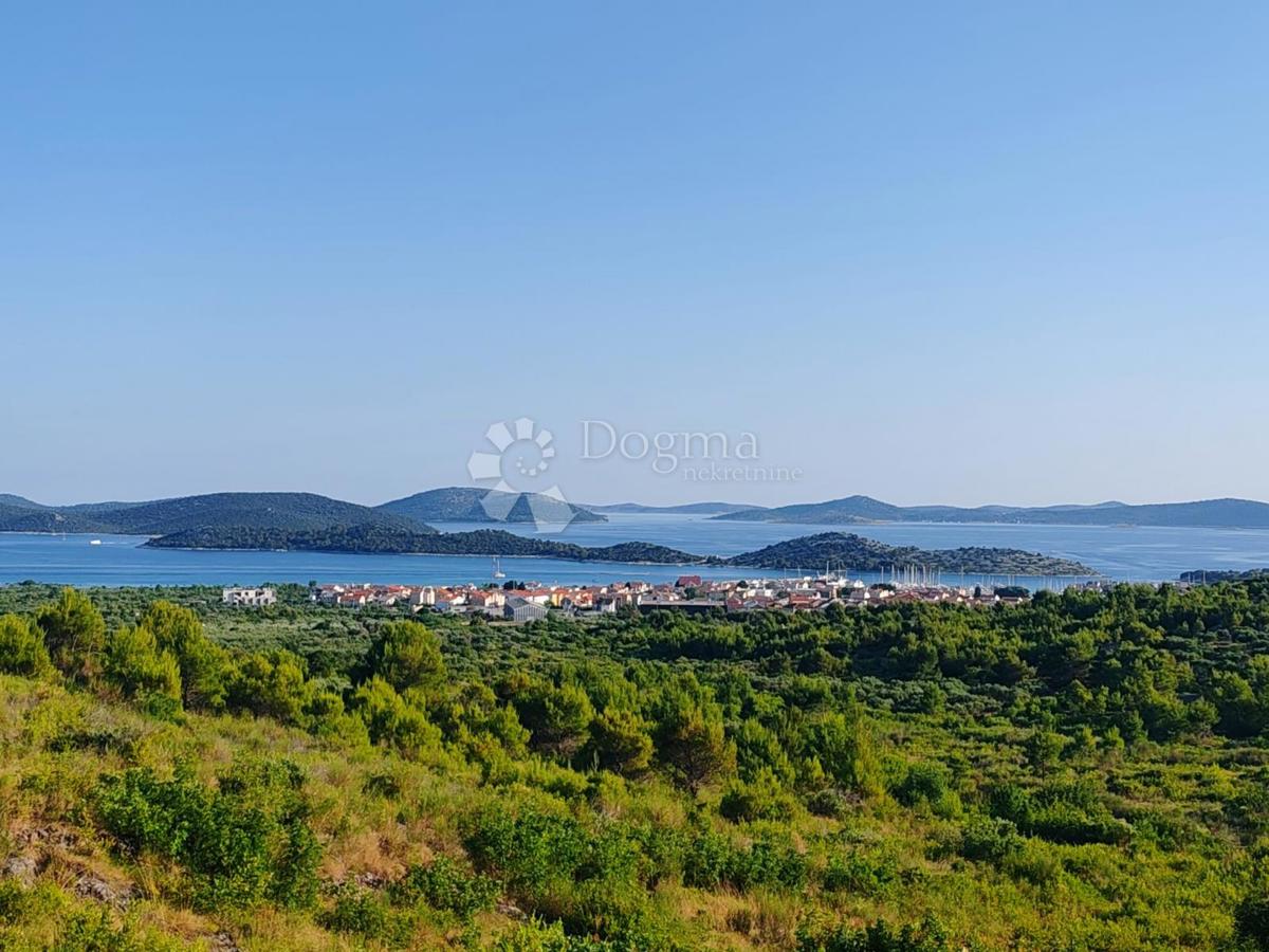 Hiša Tribunj, 90m2