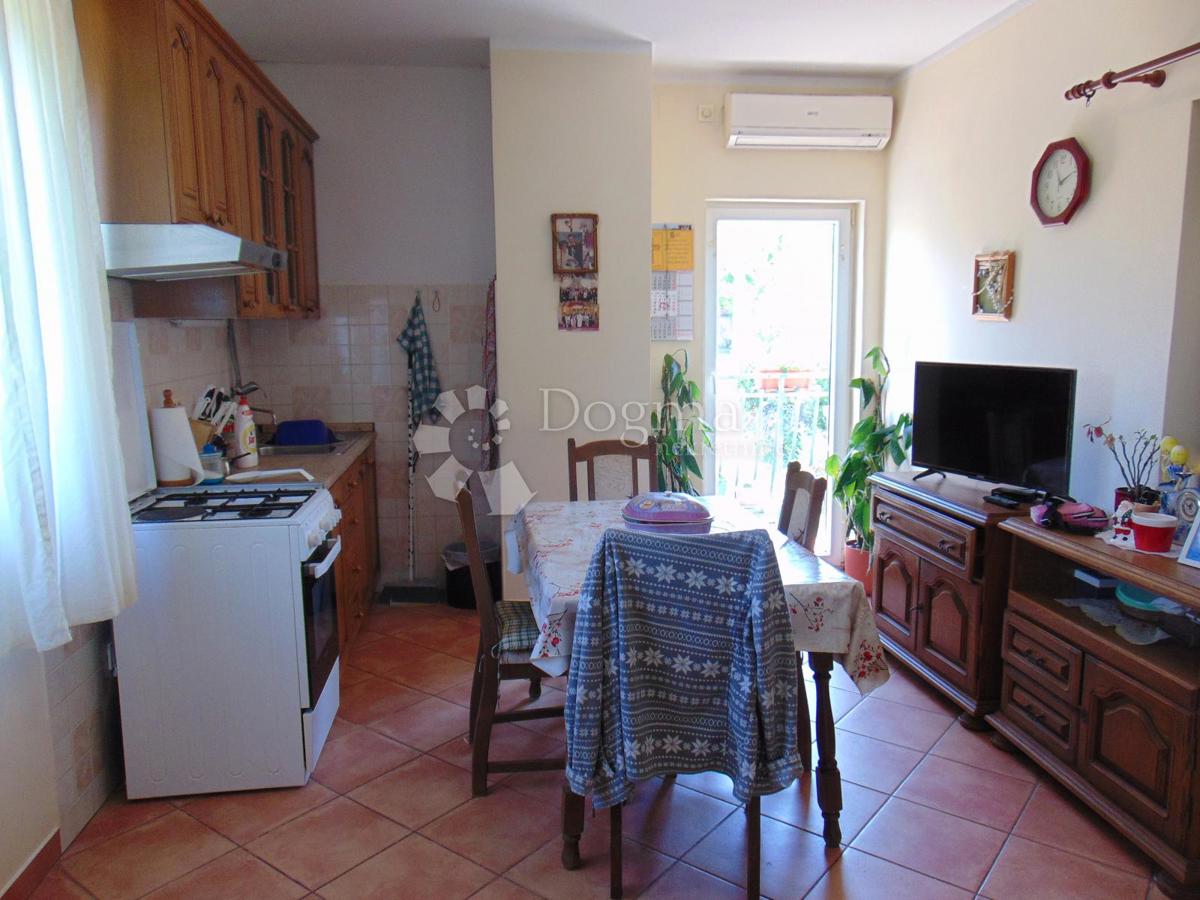 Hiša Rovinj, 101m2