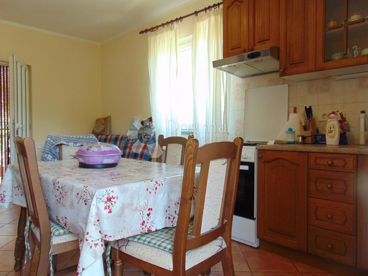 Hiša Rovinj, 101m2