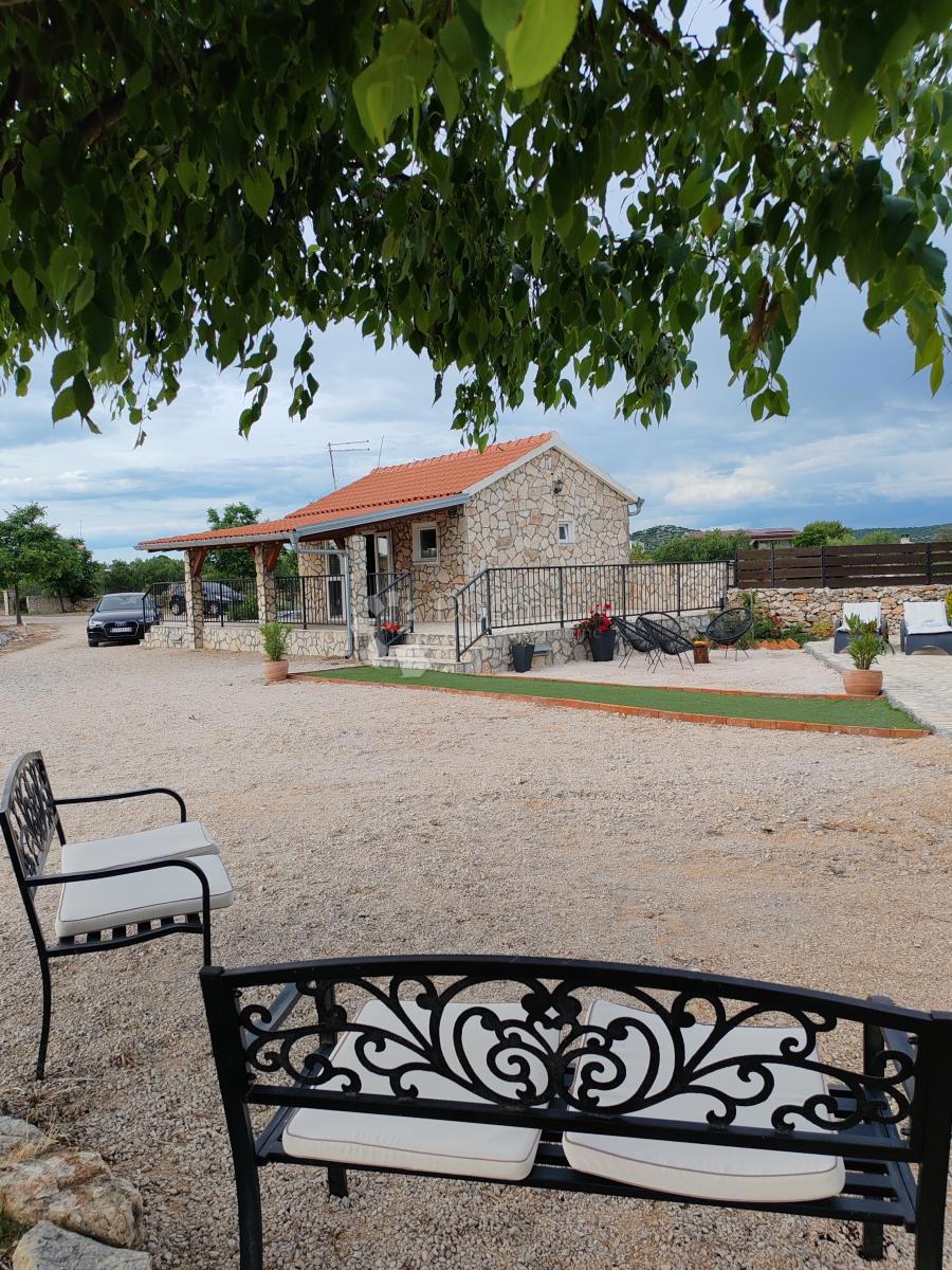 Hiša Zaton, Šibenik - Okolica, 125m2