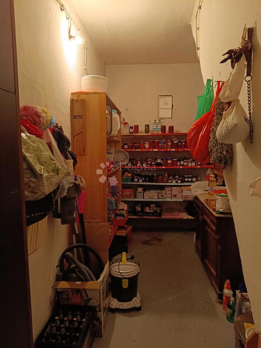 Hiša Gornji grad / Centar, Osijek, 150m2