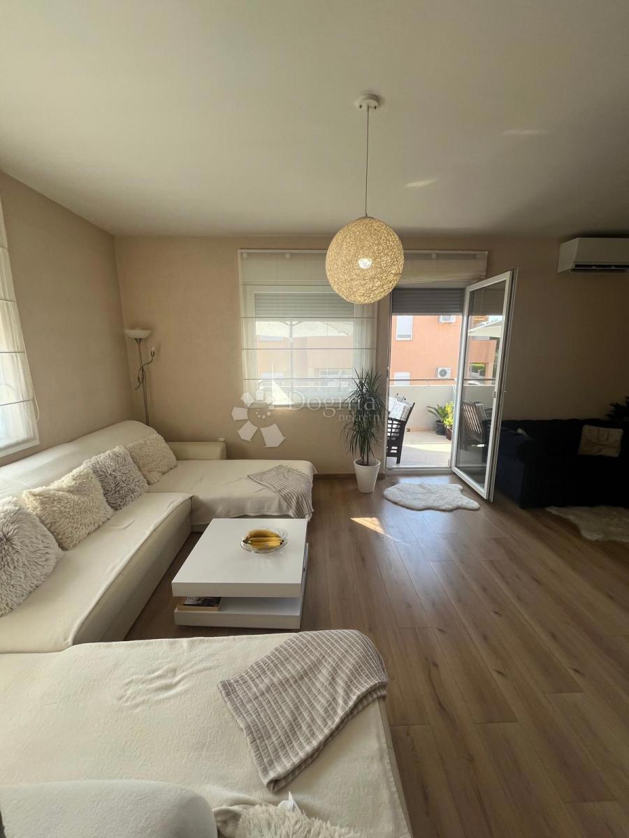 Stanovanje Biograd na Moru, 95m2