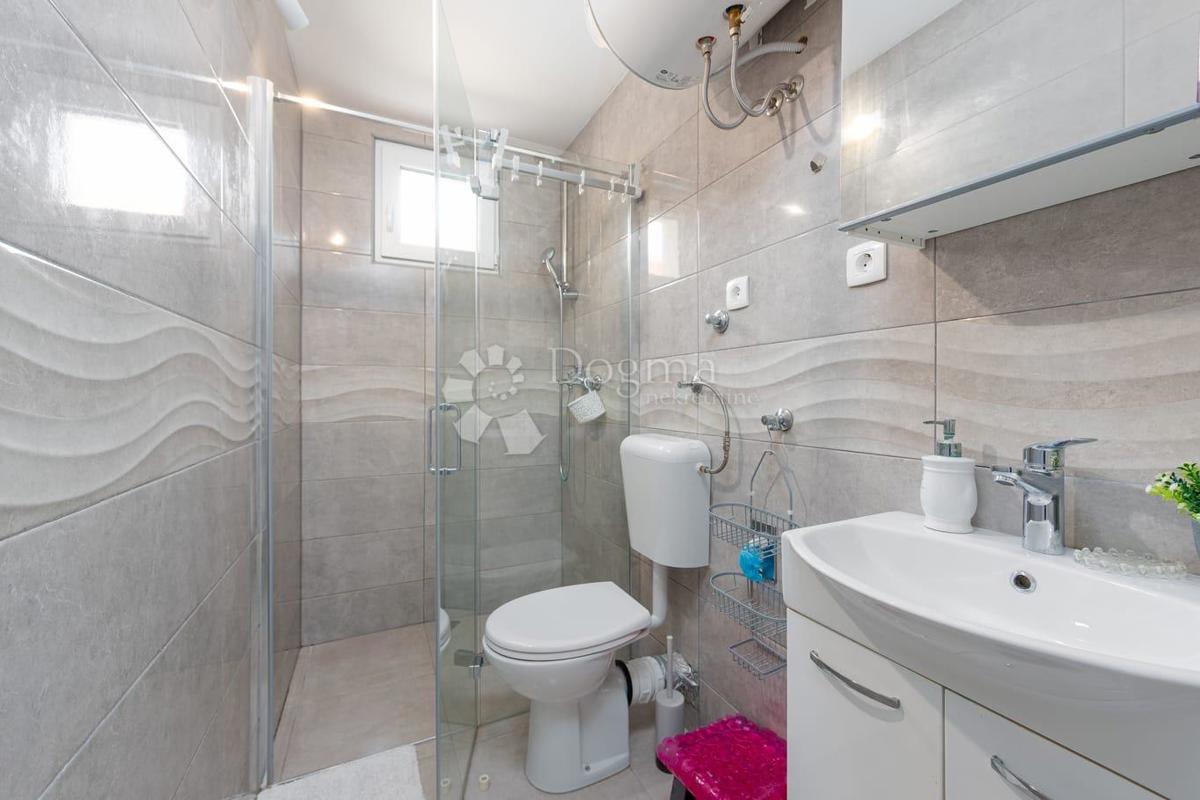 Apartma Cesarica, Karlobag, 32,76m2