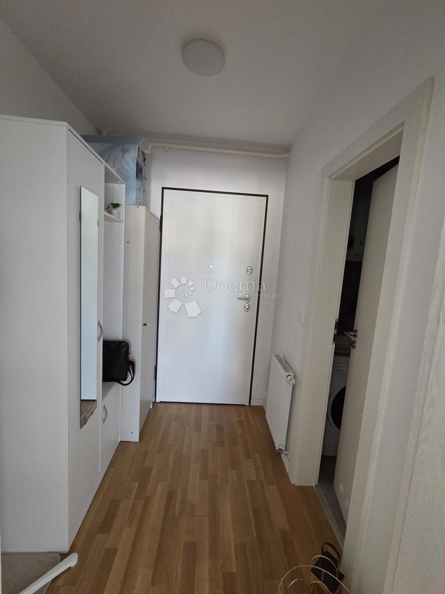 Stanovanje Sesvetski Kraljevec, Sesvete, 34m2