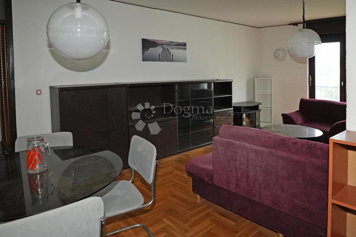 EKSKLUZIVNO VRHUNSKI APARTMA S TERASO IN DVIGALOM 55,74 M2 - Pula/Šijana