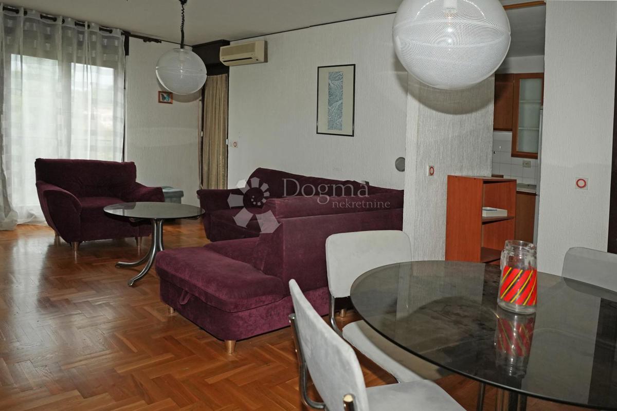 EKSKLUZIVNO VRHUNSKI APARTMA S TERASO IN DVIGALOM 55,74 M2 - Pula/Šijana