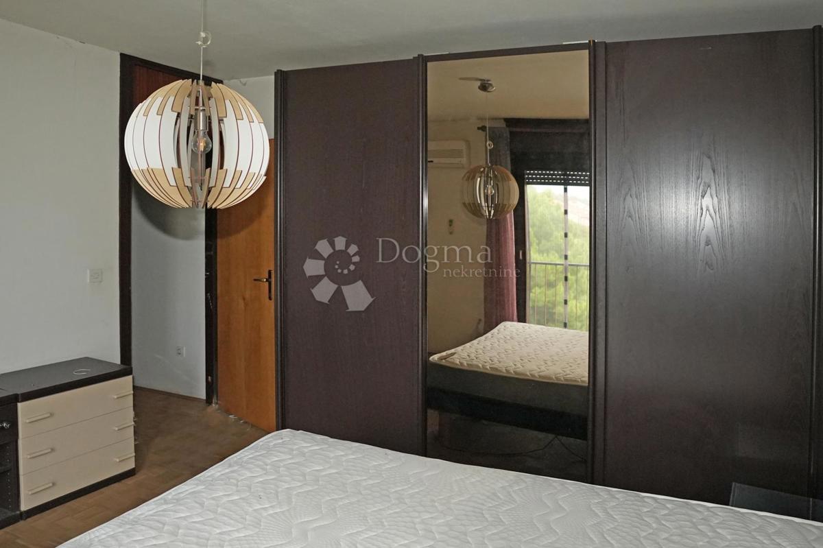 EKSKLUZIVNO VRHUNSKI APARTMA S TERASO IN DVIGALOM 55,74 M2 - Pula/Šijana
