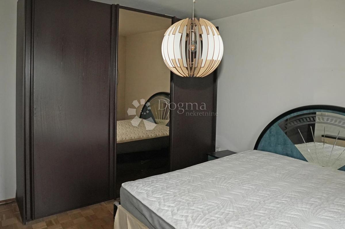 EKSKLUZIVNO VRHUNSKI APARTMA S TERASO IN DVIGALOM 55,74 M2 - Pula/Šijana