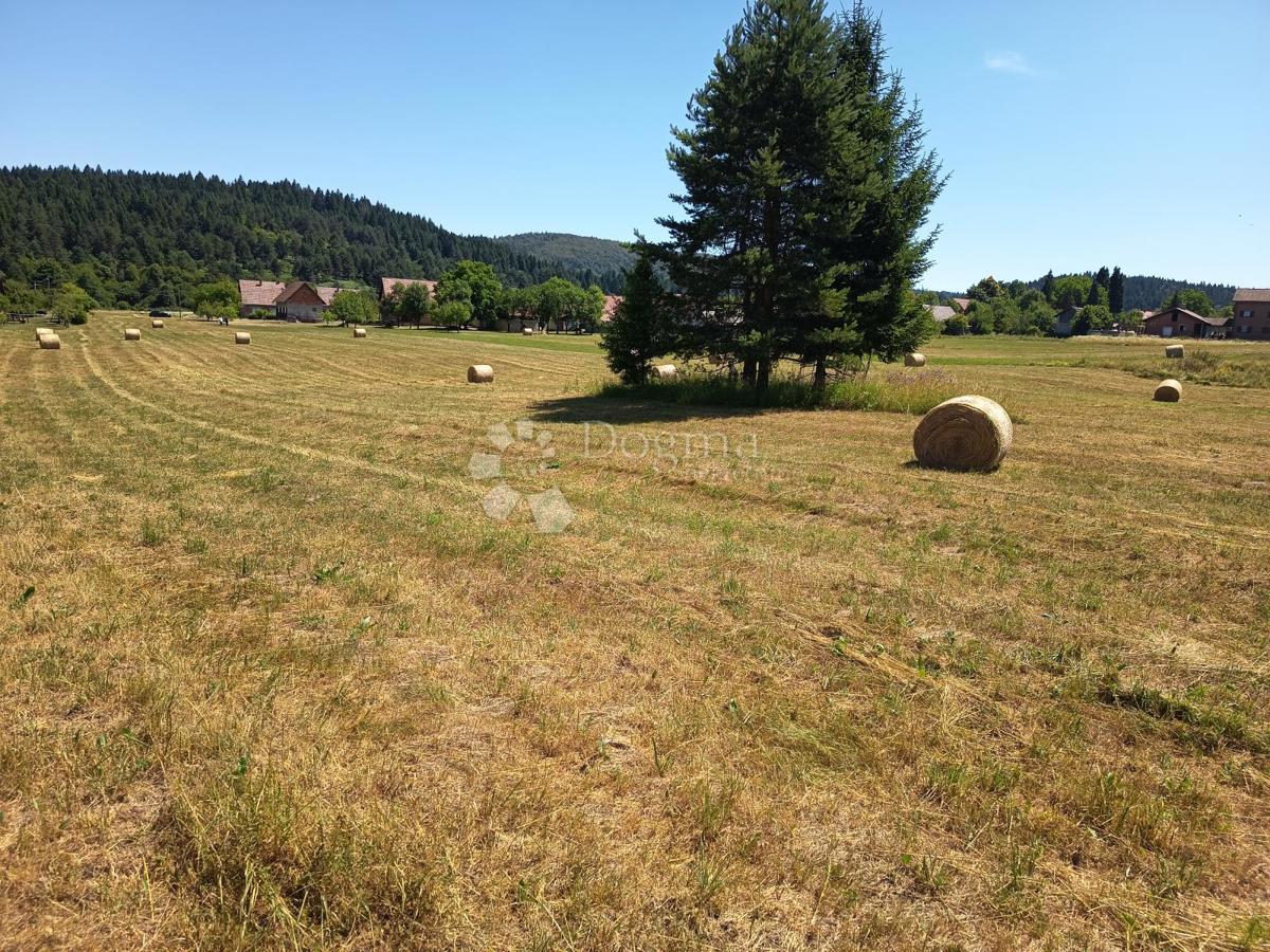 Zazidljivo zemljišče Saborsko, 11.140m2