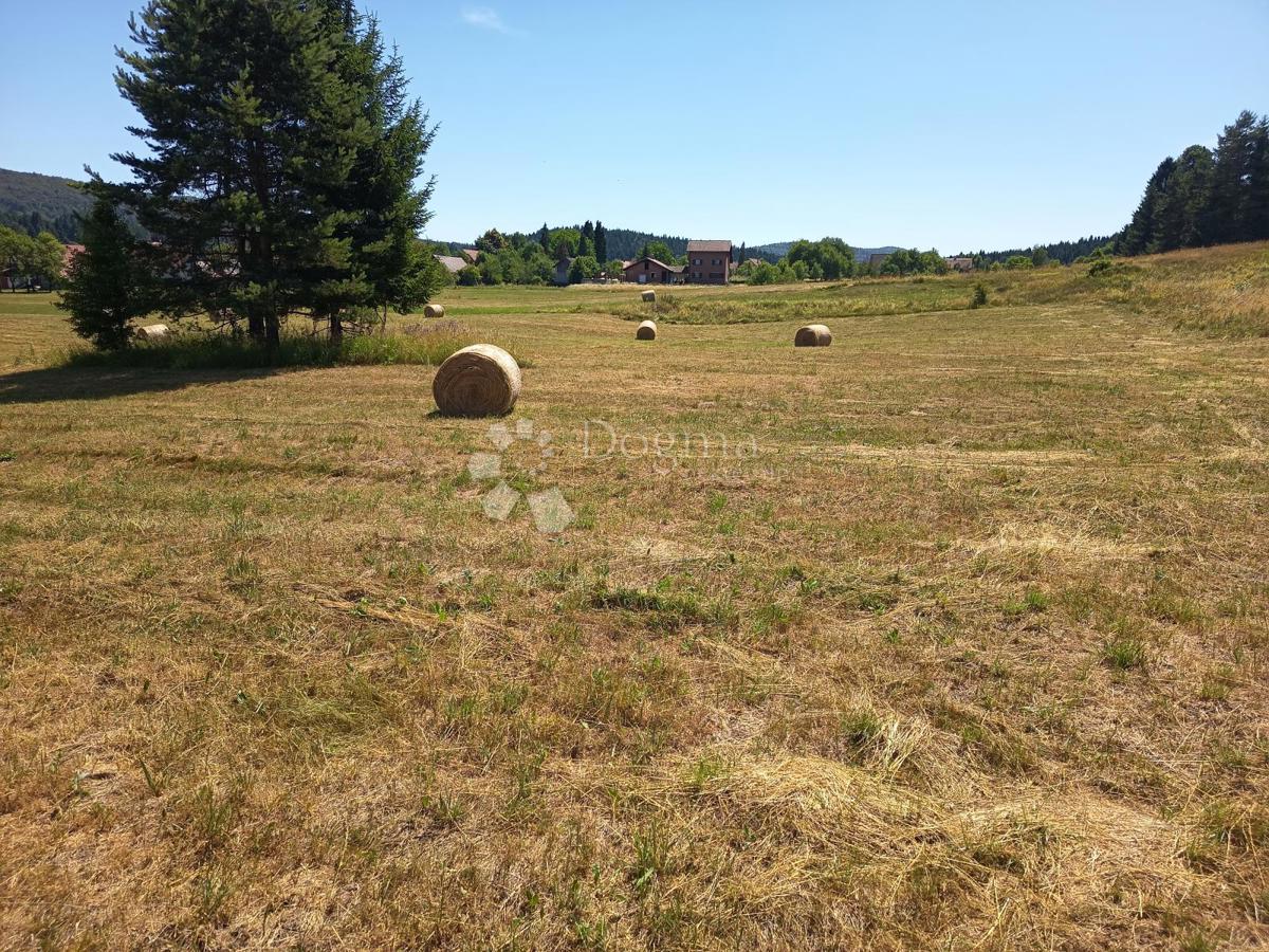 Zazidljivo zemljišče Saborsko, 11.140m2