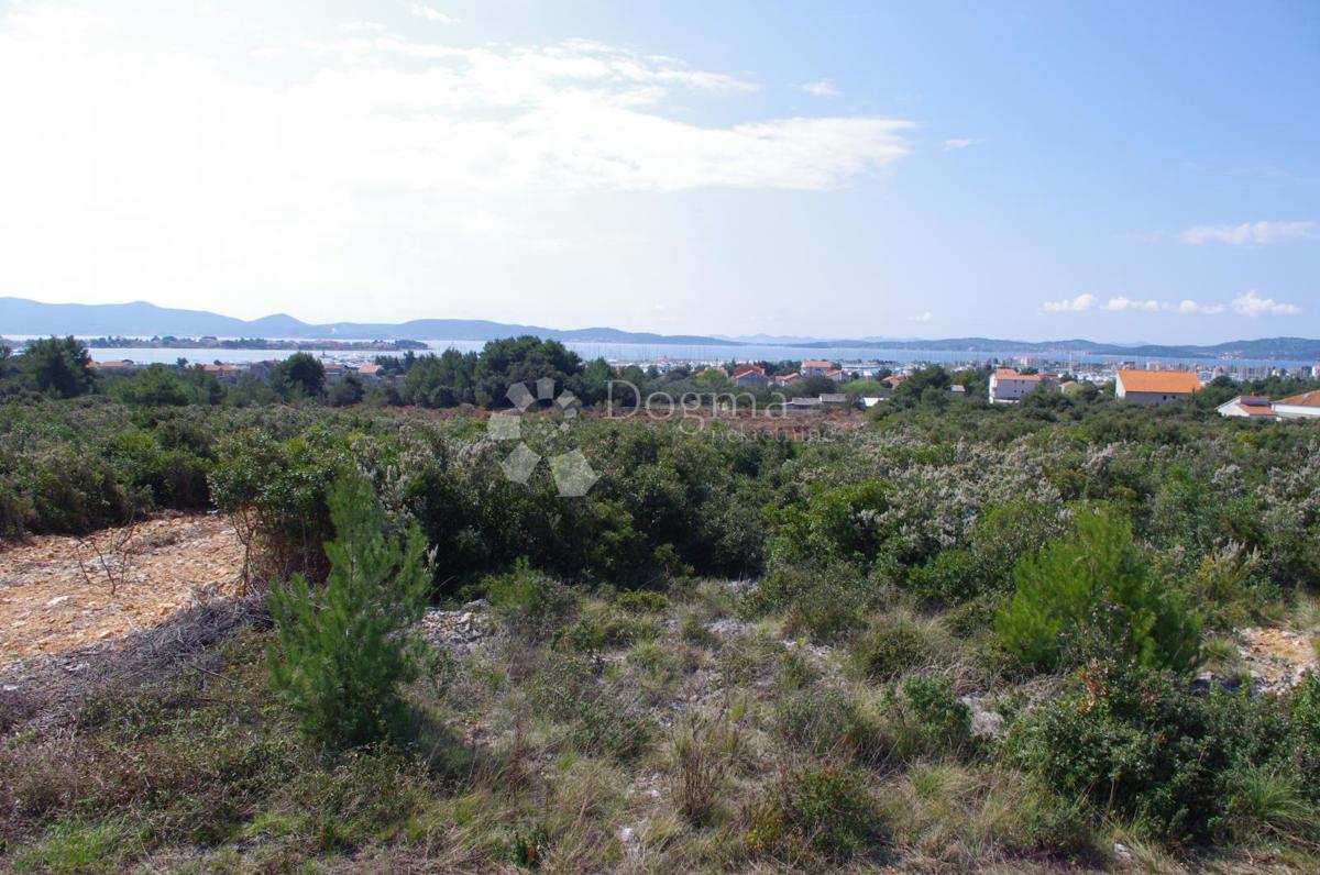 Zazidljivo zemljišče Sukošan, 11.845m2