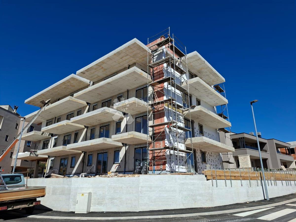 Stanovanje Tar, Tar-Vabriga, 70m2