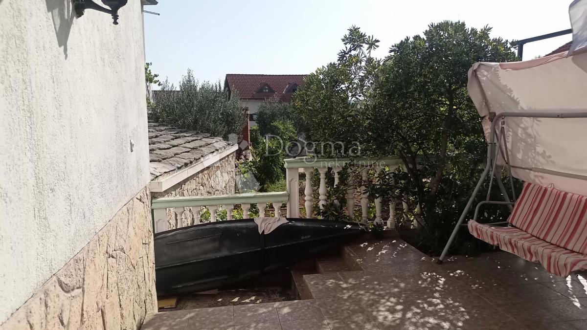 Hiša Pirovac, 114m2
