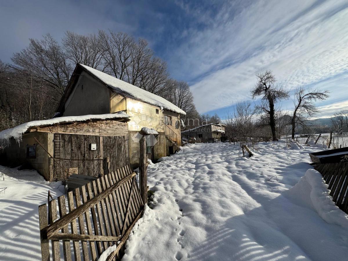 Hiša Debelo Brdo Ii, Gospić - Okolica, 90m2