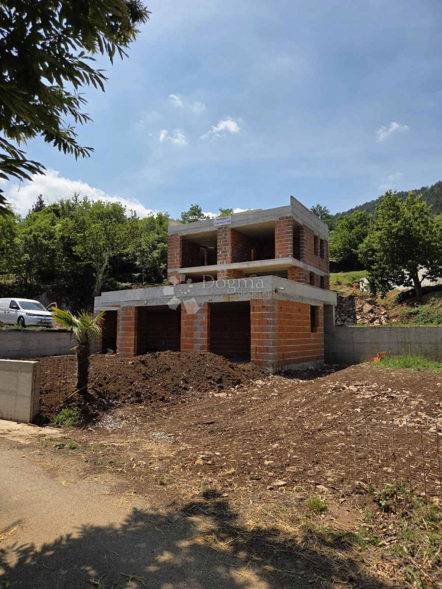 Hiša Lovran, 230m2