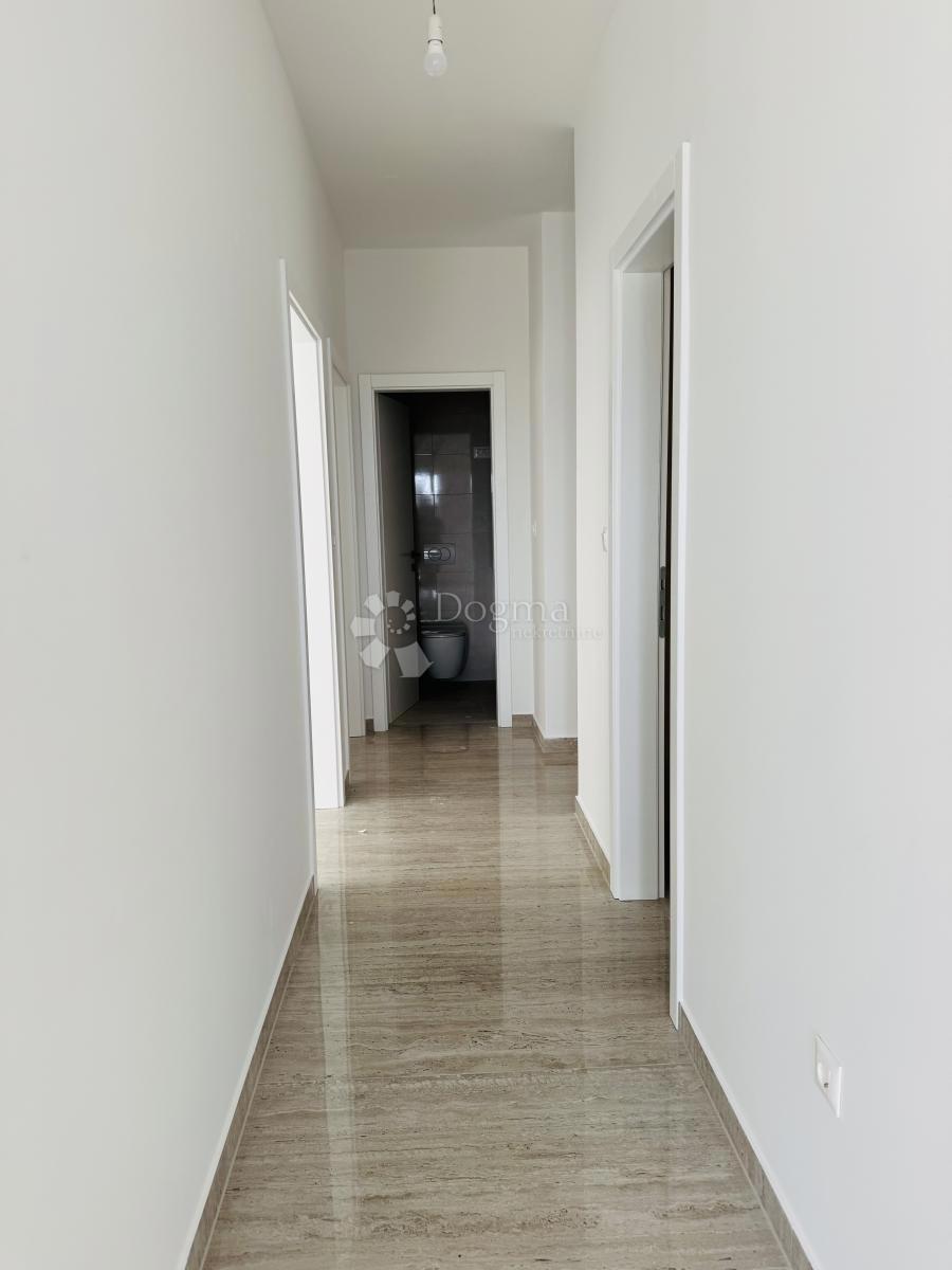 Apartma Maslenica, Jasenice, 70,29m2