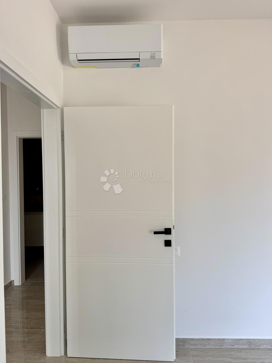 Apartma Maslenica, Jasenice, 70,29m2